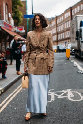  london-fashion-week-spring-2020-street-style-day-4-33