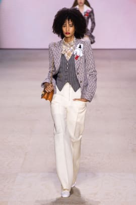 Look from the Louis Vuitton Women's Spring-Summer 2019 Fashion Show, by  Nicolas Ghesquière.