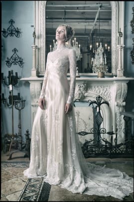 elizabeth-fillmore-bridal-fall-2020-wedding-dress-lace
