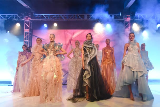 Standout Looks From Otis College of Art and Design's 2019 Student ...