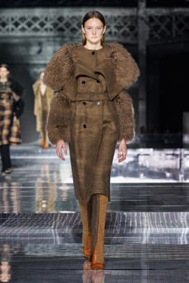 BURBERRY FALL WINTER 2020 COLLECTION