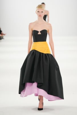 carolina-herrera-fall-2022-collection-review-10