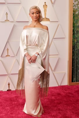 Oscars 2022 Red Carpet: Every Look, Dress, Outfit - Fashionista