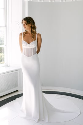 verdin-spring-2023-bridal-wedding-dress-corset