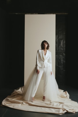 amsale-wedding-dress-bridal-spring-2023-Peplum Tuxedo Suit