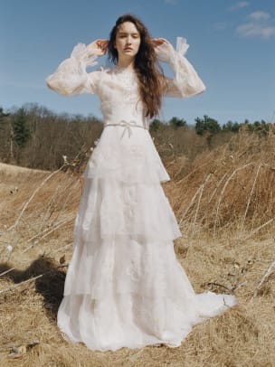 HONORNYC-spring-2023-bridal-wedding-dress-high-waist
