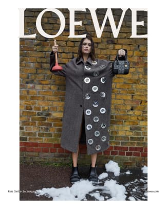 Loewe-Pre-Fall-2022-Campaign-9