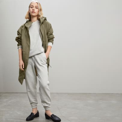 Everlane to Eliminate All Virgin Plastic By 2021, Launches