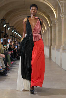 Fashionista's 18 Favorite Fall 2023 Collections From Paris Fashion Week -  Fashionista