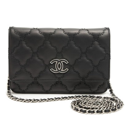 chanel-double-stitch-hampton-wallet-on-chain-leather-black-Front-3-USB00027_2048x