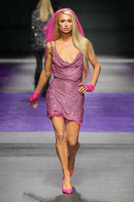 Versace-milan-fashion-week-spring2023-56