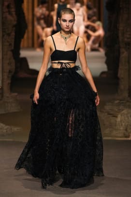 Dior-Spring-2023-runway-milan-fashion-week-1