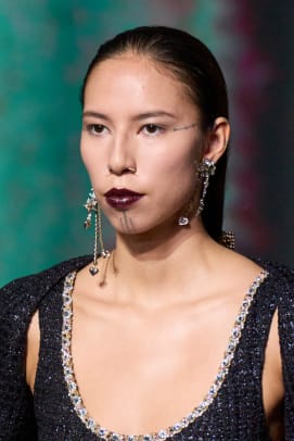 53 Memorable Beauty Looks From Paris Fashion Week - Fashionista