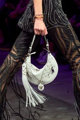 milan-best-bags-fashion-week-spring2023-versace