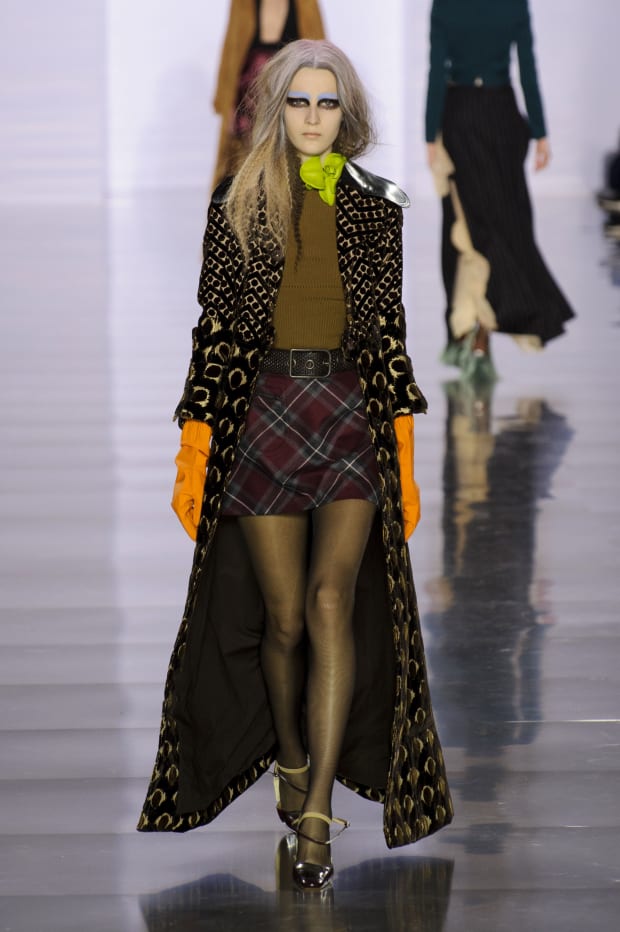 John Galliano Sent Hunchbacked Models Down the Runway at Margiela -  Fashionista