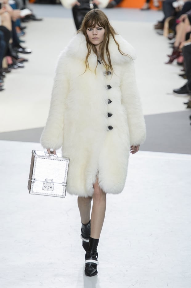 Louis Vuitton - Look from the Louis Vuitton Fall/Winter 2014-2015 Collection  from Artistic Director of Women's Collections Nicolas Ghesquière. © Louis  Vuitton Malletier