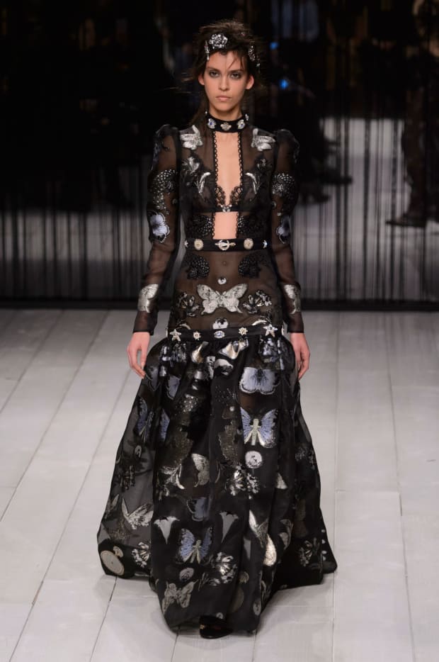 Alexander McQueen Returns to London With a Dreamy Fall Collection
