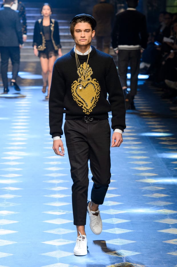 Dolce & Gabbana's Fall 2017 Men's Show In Milan Was a Millennial Takeover -  Fashionista