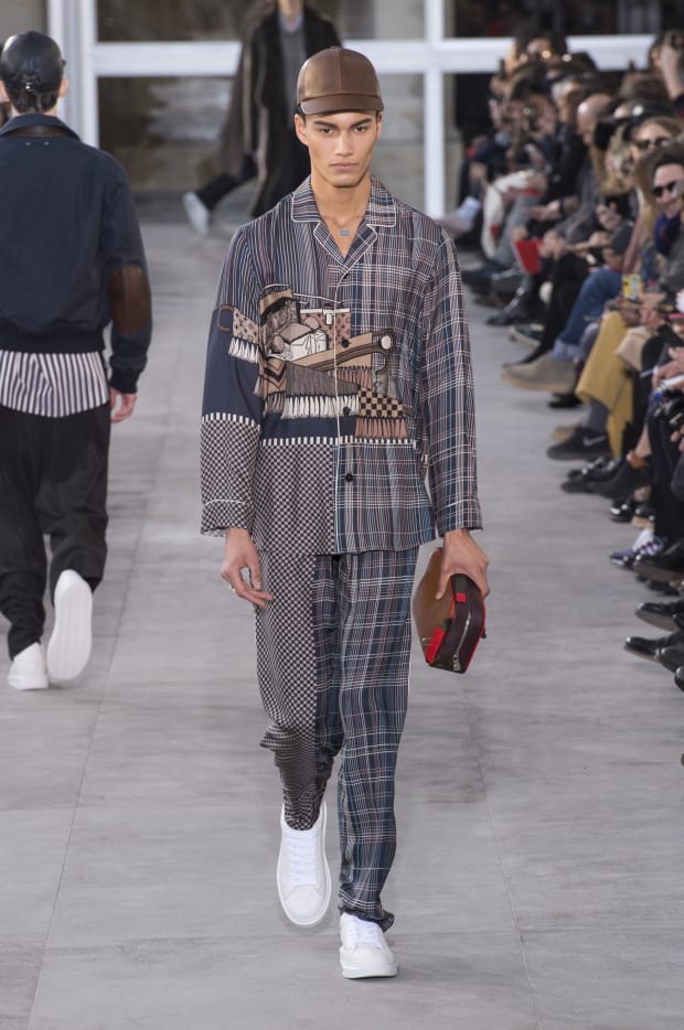 Louis Vuitton x Supreme collaboration: an enduring success or misread  experiment? – The Connector
