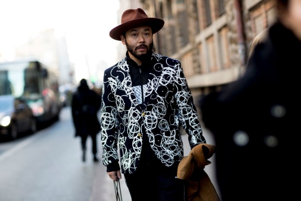 Statement Scarves and Gucci Logos Were Street Style Favorites at Men's  Fashion Week in Paris - Fashionista