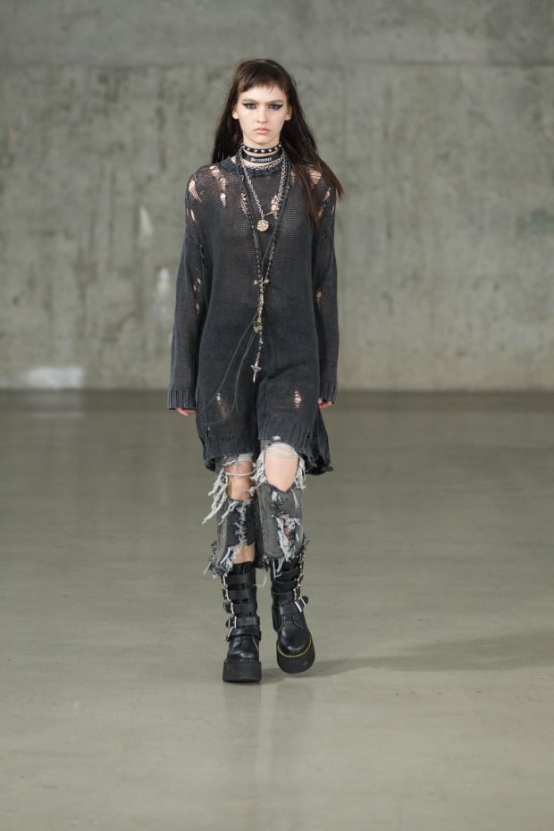 R13 Kicks Off an '80s Goth Runway Show With Stephen Sprouse-Inspired Trump  Shade - Fashionista