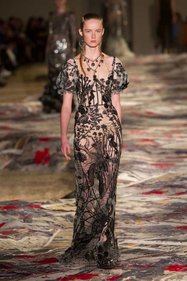 alexander mcqueen spring 2017