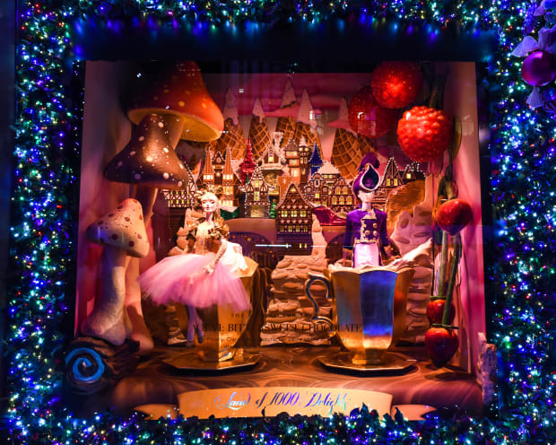 Get in the Holiday Spirit With These Spectacular New York City Department  Store Windows - Fashionista