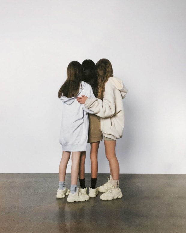 yeezy 500 outfit girl