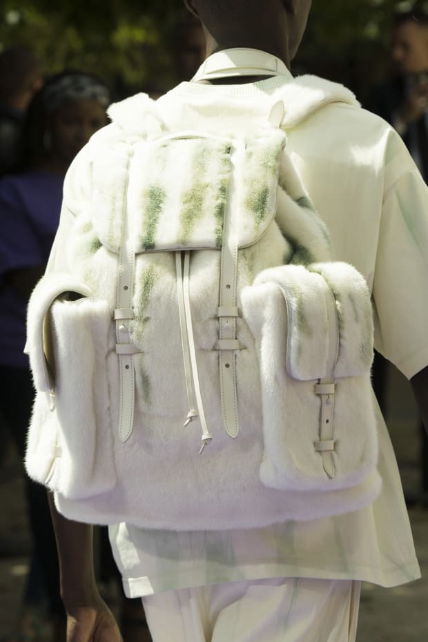 Louis Vuitton Fall 2019 Showroom: Accessories