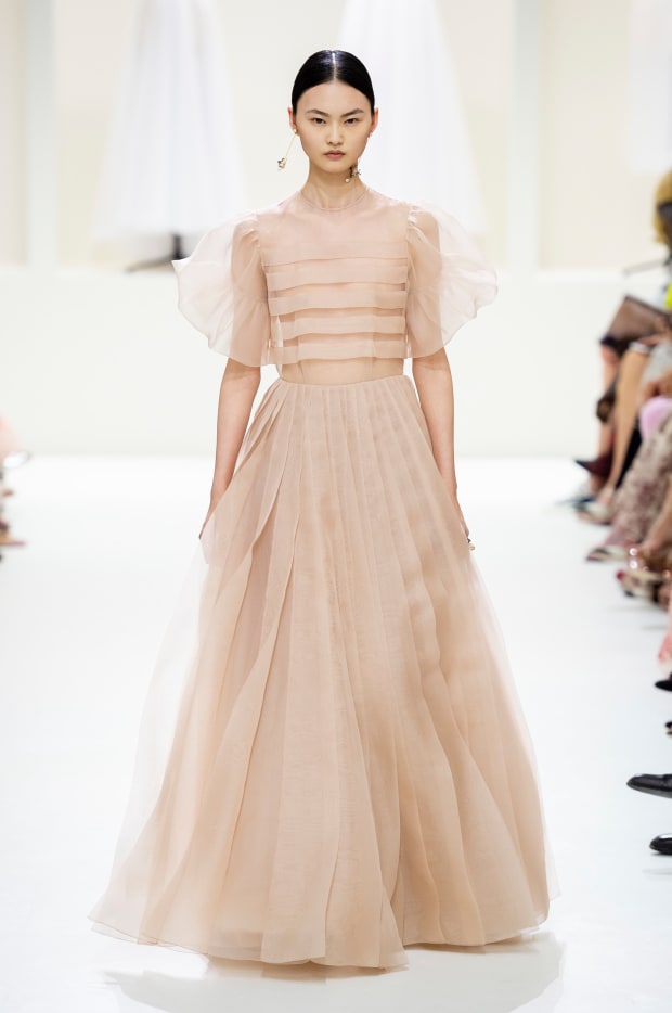 Christian Dior Couture Fall 2018 Review – WWD
