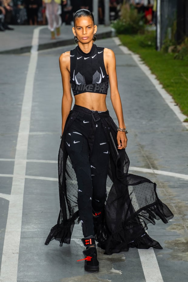 Fordampe Forklaring Betsy Trotwood The Off-White Spring 2019 Show Highlighted the Inimitable Power and  Expression in Sport - Fashionista