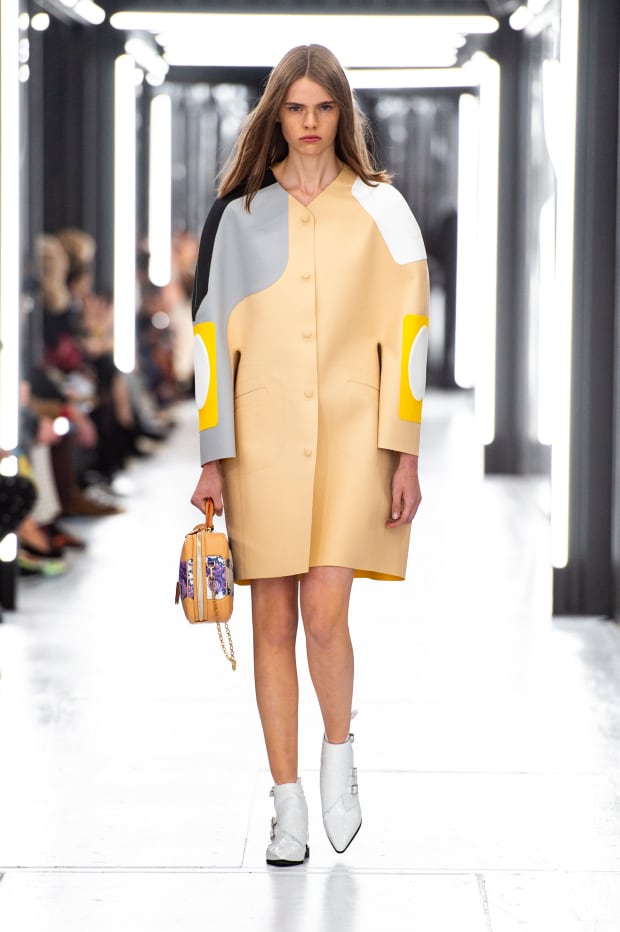 Discover Louis Vuitton Spring 2019 New Wave CollectionFashionela