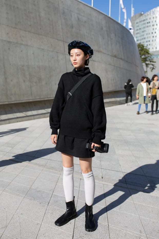 Baker Boy Caps Were a Street Style Staple at Seoul Fashion Week -  Fashionista