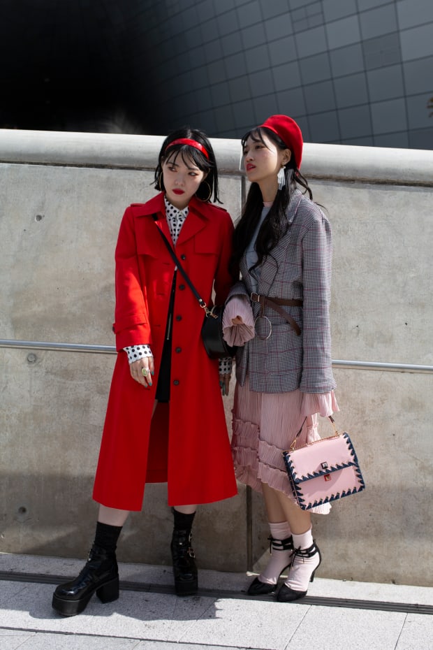 Baker Boy Caps Were a Street Style Staple at Seoul Fashion Week -  Fashionista