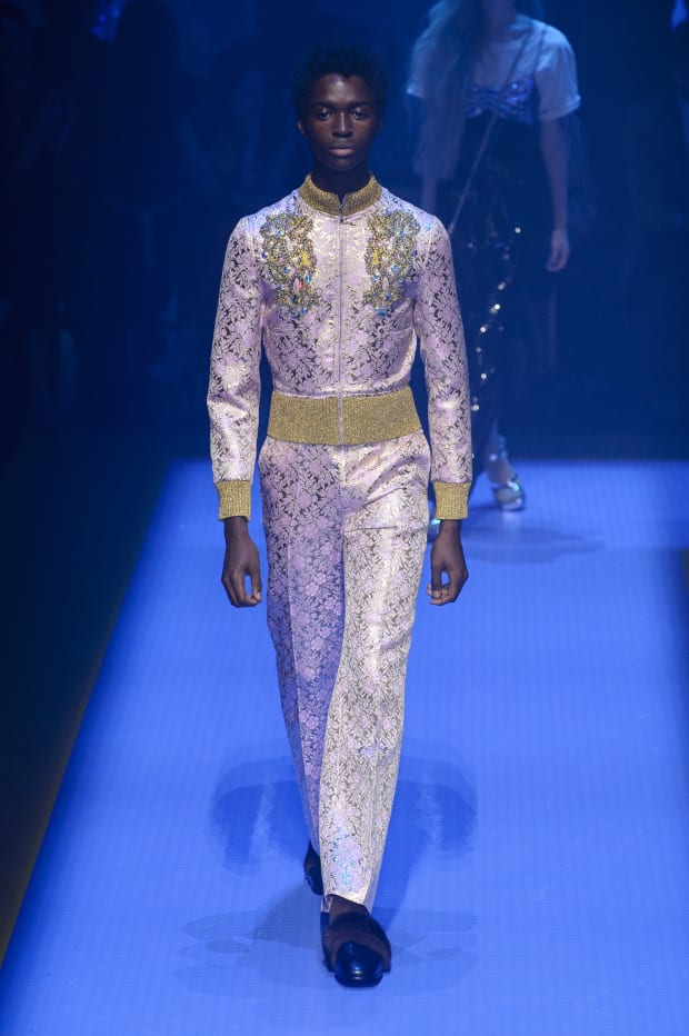 ernstig Eigendom klimaat Gucci Went on a Glittery, High-Glam '80s Kick for Spring 2018 - Fashionista