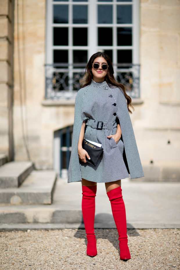 Small Crossbody Bags Were a Street Style Favorite On Day 1 of Paris Fashion  Week - Fashionista