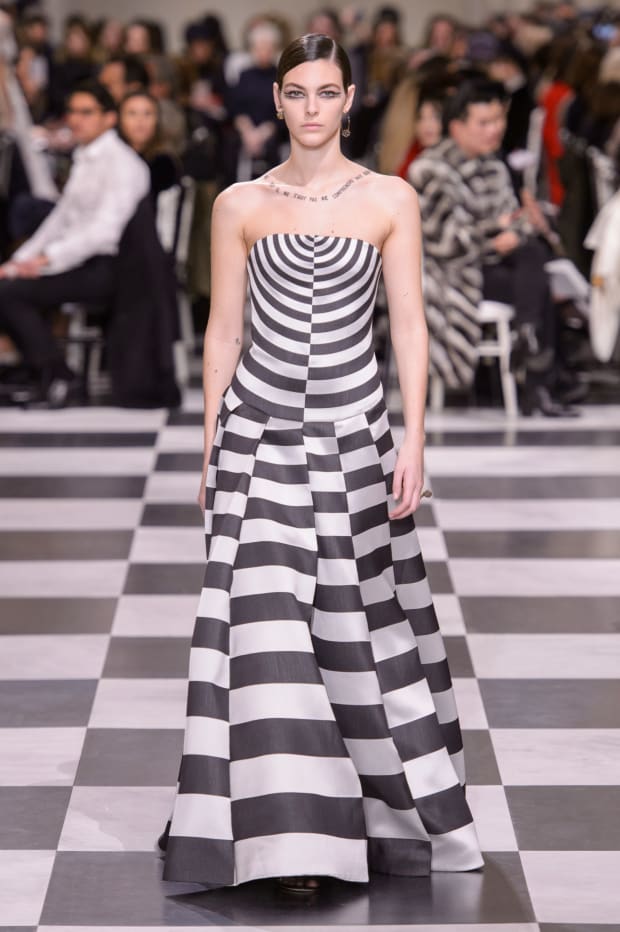 Dior's Spring 2018 Couture Collection Was a Mod Tribute to Black and White  - Fashionista