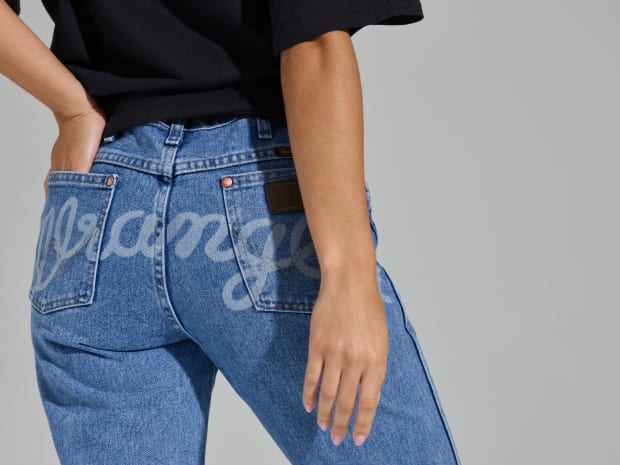 wrangler on my booty pants