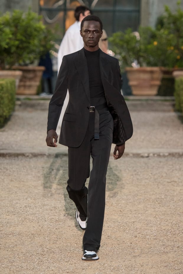 See Every Look From Clare Waight Keller's Debut Men's Runway Show for  Givenchy - Fashionista