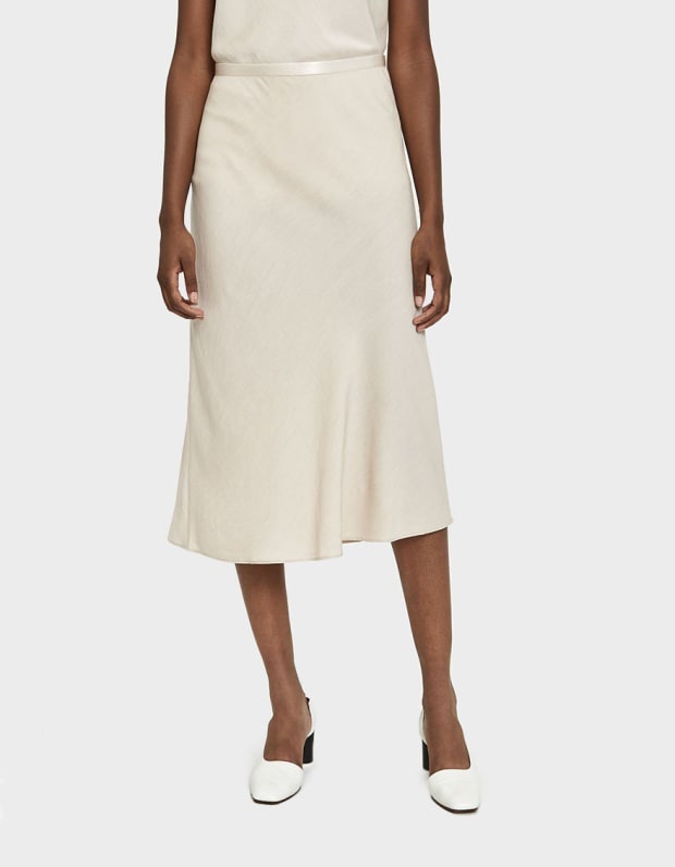 white satin skirt vs flank