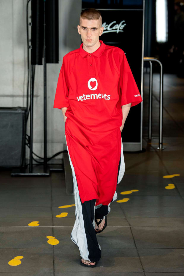 PFW SS 2020 Collection: VETEMENTS, a show at McDonald - Excellence Magazine