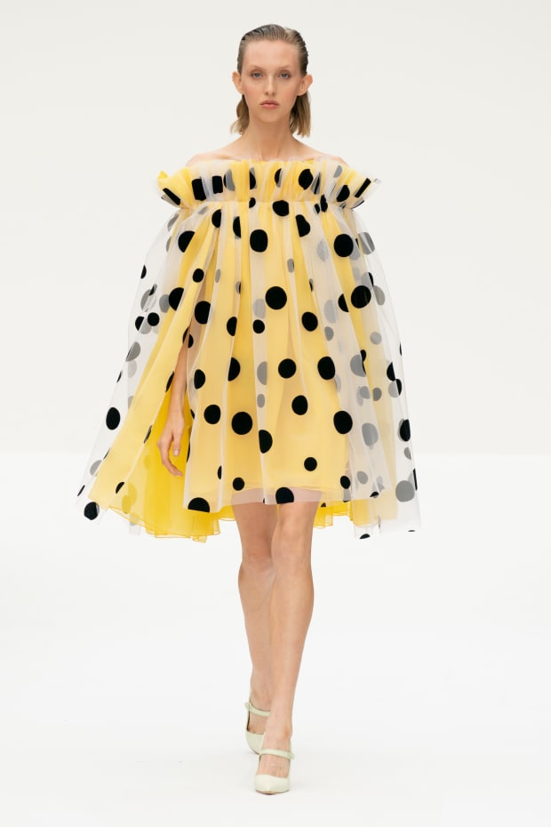 Le Fashion: Get A Headstart On Spring With These Polka Dotted Tops