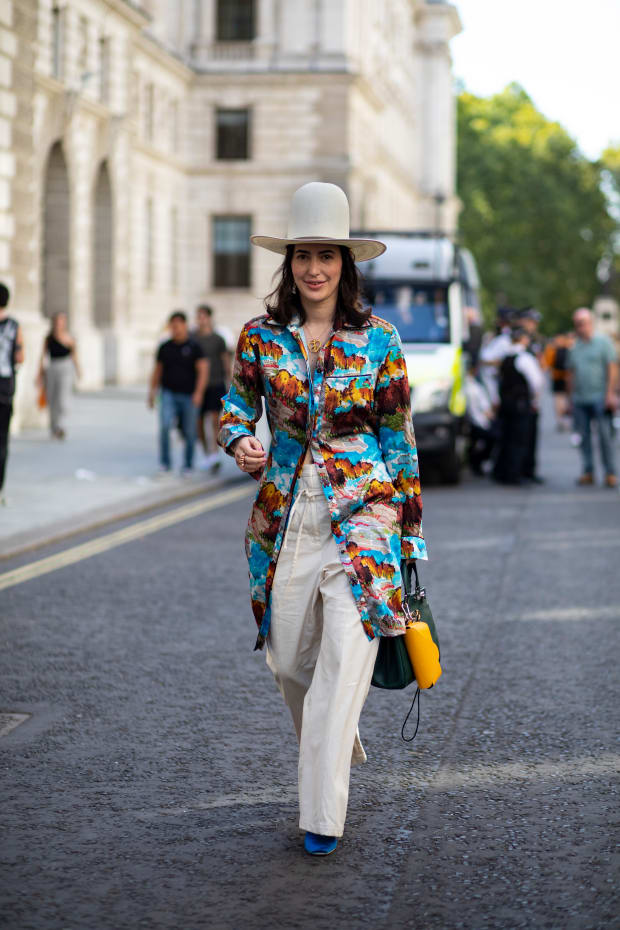 London Fashion Week Street Style Spring 2020: Best Looks from LFW 2019 –  StyleCaster