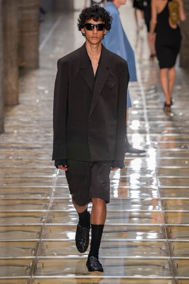 Daniel Lee Doubles Down on His Bottega Veneta Muse for Spring 2020 -  Fashionista