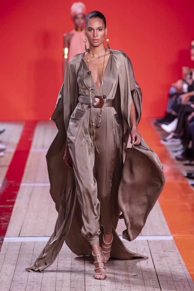 Elie Saab Spring 2020 Couture Fashion Show Collection: See the complete  Elie Saab Spring 2020 Couture coll…