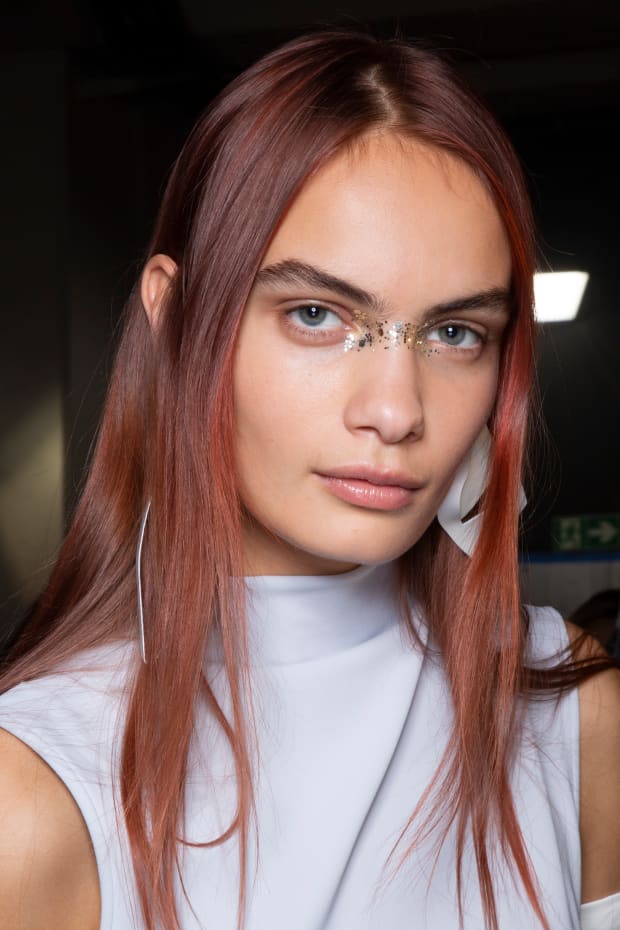 4 Standout Beauty Trends From Paris Fashion Week Fashionista