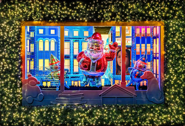 Macys Christmas Windows Nyc 2022 Ring In The Holidays With These Spectacular New York City Department Store  Windows - Fashionista