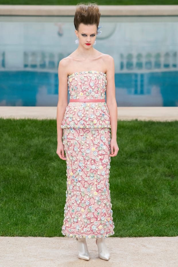 Take a Dive Chanel's 2019 Couture Collection - Fashionista