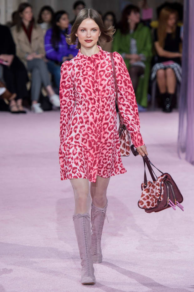 Kate Spade New York Resort 2020 Collection  Kate spade handbags, Trending  handbag, Stylish handbag