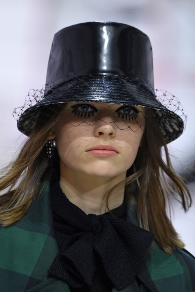 dior top hat